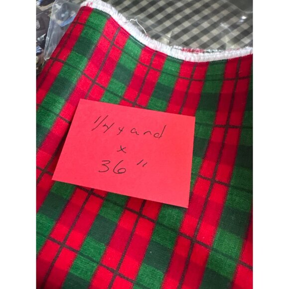 Vintage Red & Green Plaid Cotton Fabric Material 1/4 yard x 36" - Picture 4 of 5